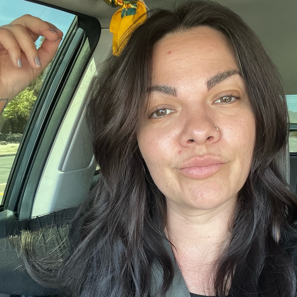 Meet your Posher, Debra